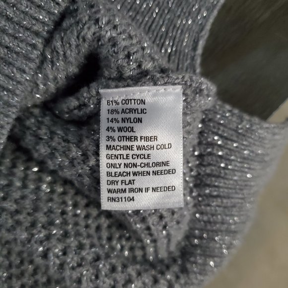 ⛄️ crown & ivy ⛄️ Gray and Silver Metallic Sweater - Picture 15 of 15